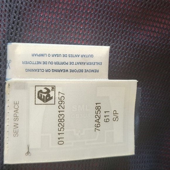 Tommy Hilfiger Red Ski Jacket with Black and White Stripes - Picture 9 of 13